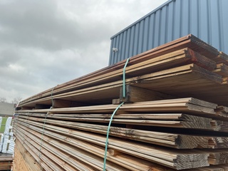 Ca. 36x Douglas zweeds rabat, 21x190mm, lengte 500cm